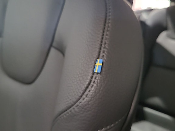 Volvo V90 16 of 19