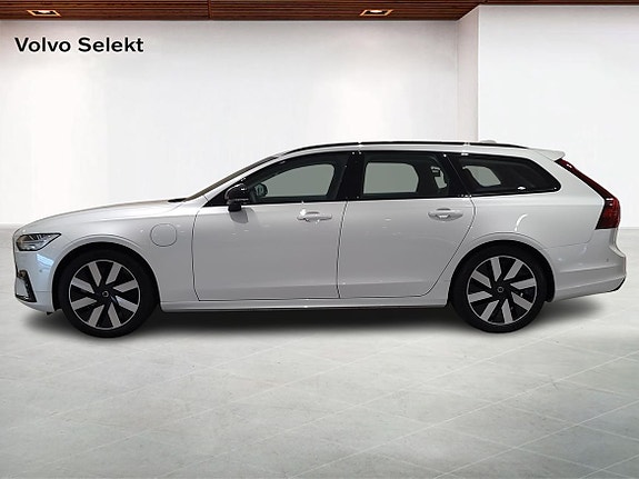 Volvo V90 3 of 19