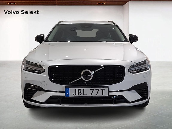 Volvo V90 8 of 19