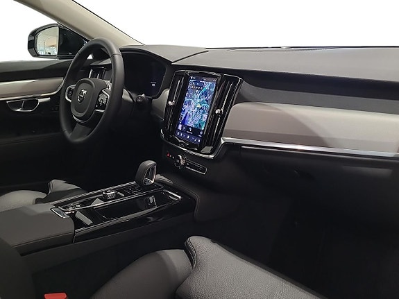 Volvo V90 4 of 19