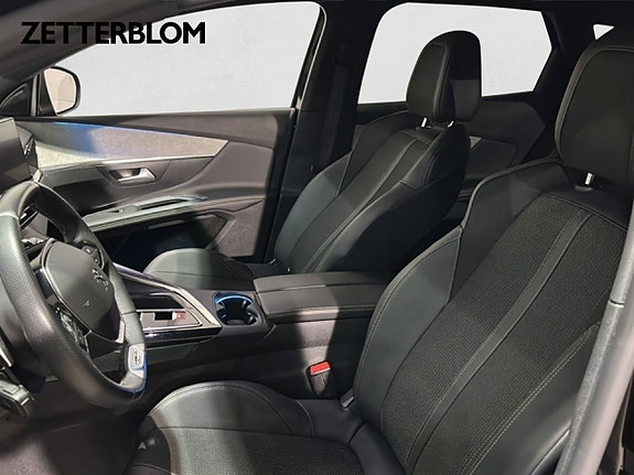 Peugeot 3008 7 of 18