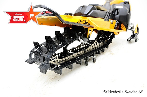 Ski-Doo Summit X 154" 850 E-tec Turbo R 5 of 9