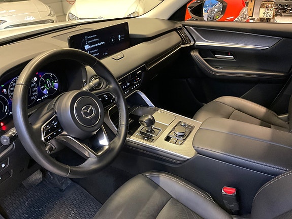 Mazda CX-60 8 of 13
