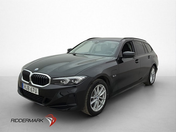 BMW 330e 3 of 30
