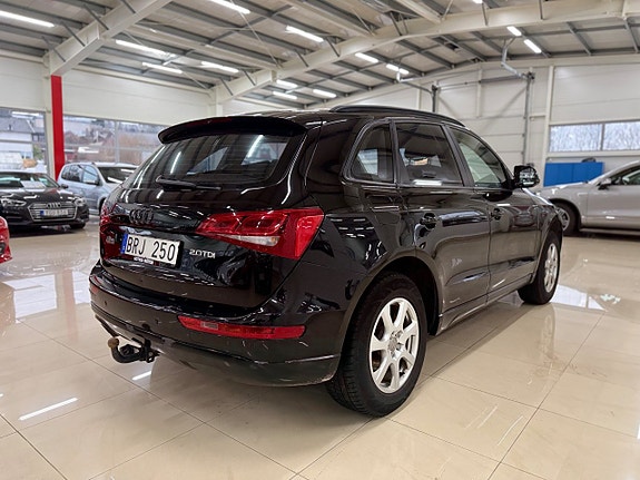 Audi Q5 10 of 18