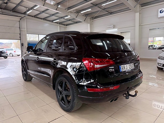 Audi Q5 6 of 18