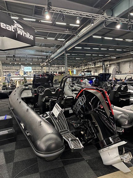 "KAMPANJ" Greatwhite DLX640 med Mercury 150hk