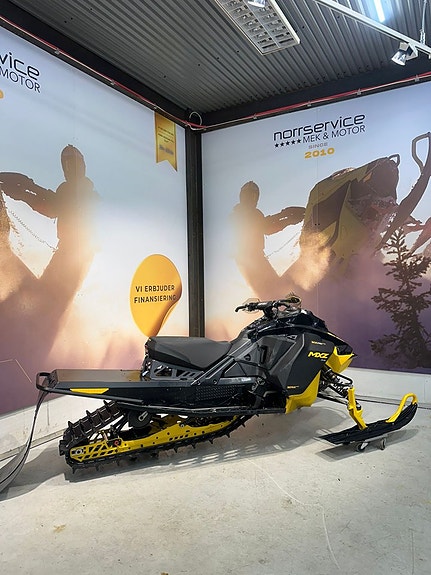 Ski-doo MXZ RS 600 R Endast 17h endast körd av en ung dam 3 of 10