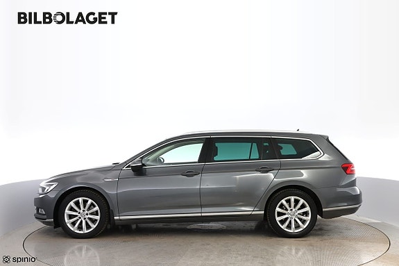 Volkswagen Passat 2 of 5