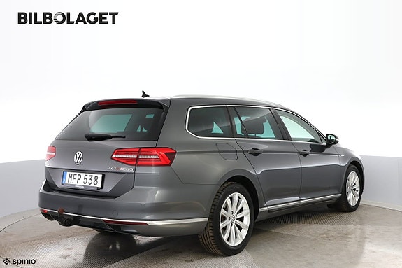 Volkswagen Passat 4 of 5