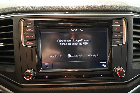 Volkswagen Amarok 18 of 20