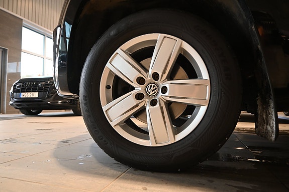 Volkswagen Amarok 6 of 20
