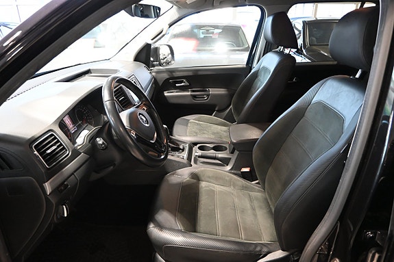 Volkswagen Amarok 8 of 20