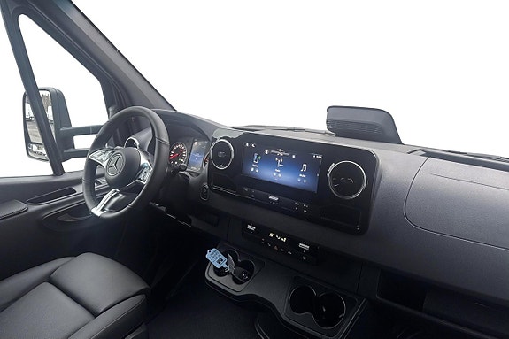 Mercedes-Benz Sprinter 319 9 of 15
