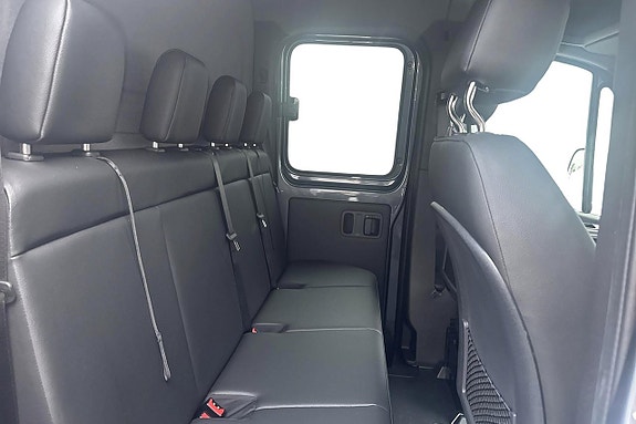 Mercedes-Benz Sprinter 319 10 of 15