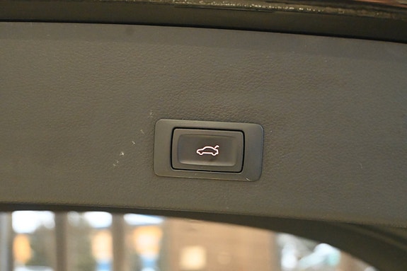 Audi A6 15 of 19