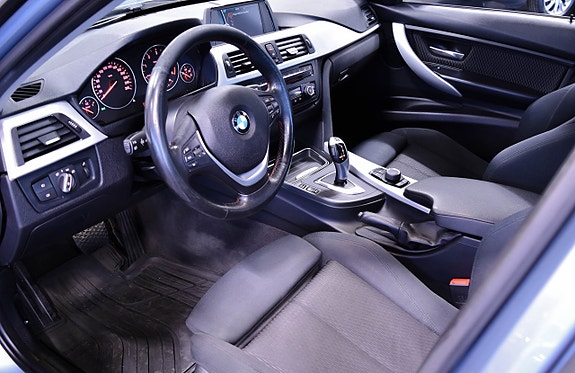 BMW 320 9 of 15