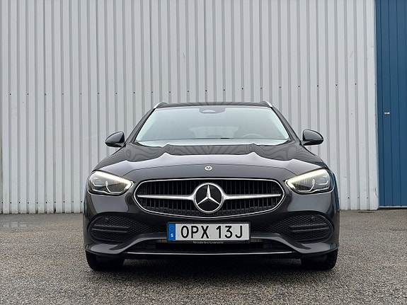 Mercedes-Benz C200 3 of 25