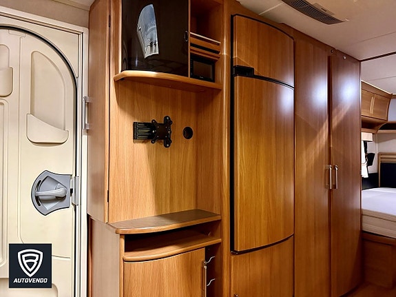 Kabe ROYAL 720 GLE KS AC Tält Markis Mover Skinn 6 of 19