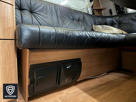 Kabe ROYAL 720 GLE KS AC Tält Markis Mover Skinn 8 of 19