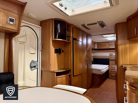 Kabe ROYAL 720 GLE KS AC Tält Markis Mover Skinn 5 of 19