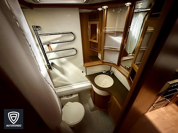 Kabe ROYAL 720 GLE KS AC Tält Markis Mover Skinn 14 of 19
