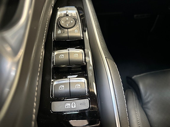 Kia Sorento 13 of 16