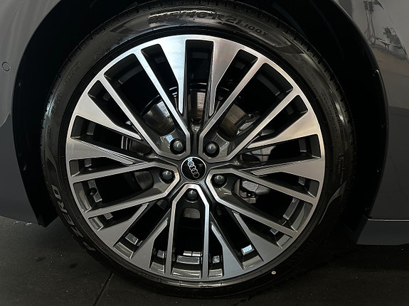 Audi A6 e-tron 13 of 13