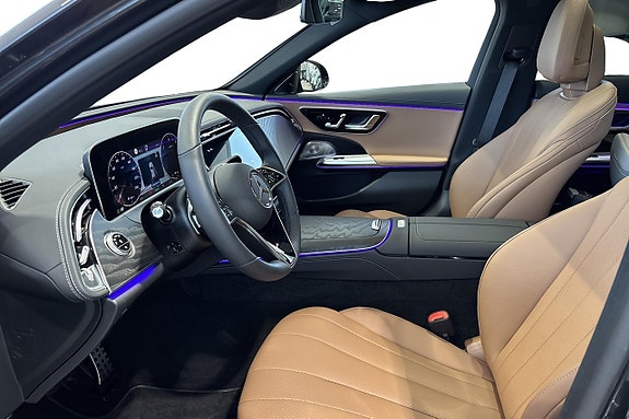 Mercedes-Benz E300 de 9 of 18