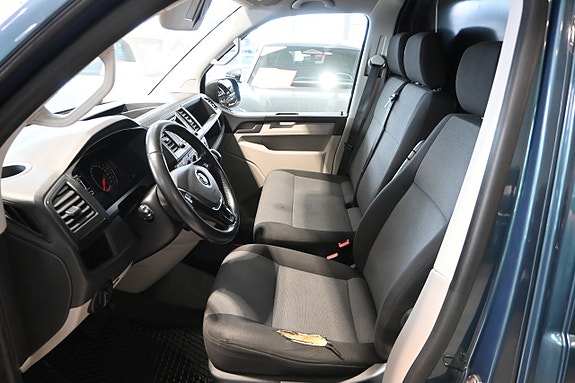 Volkswagen Transporter 8 of 17