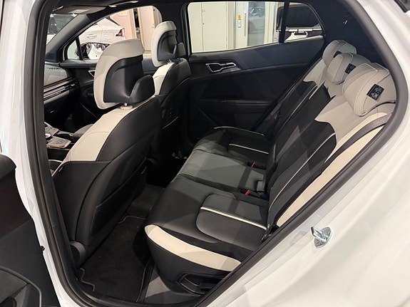 Kia Sportage 6 of 13