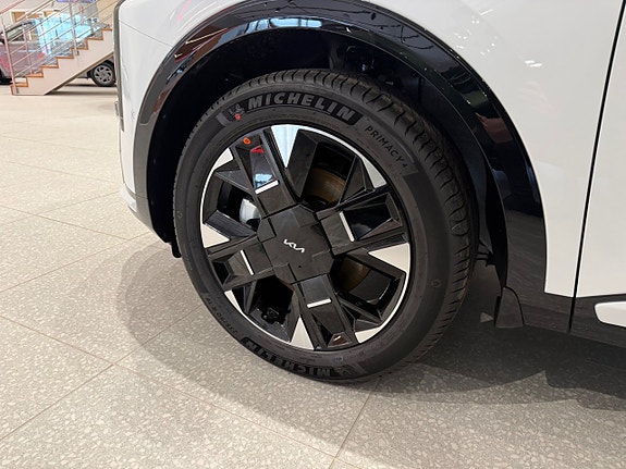 Kia Sportage 3 of 13