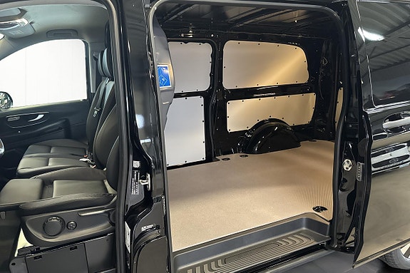 Mercedes-Benz Vito 119 12 of 16