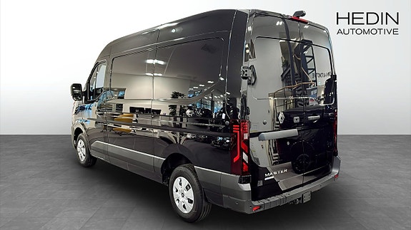 Renault Master 2 of 5
