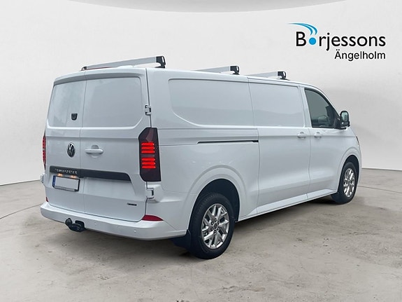 Volkswagen Transporter 4 of 5