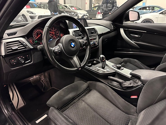 BMW 320 29 of 30