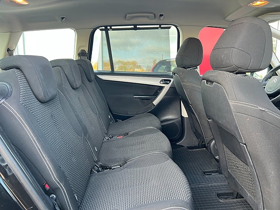 Citroen Grand C4 Picasso 9 of 12