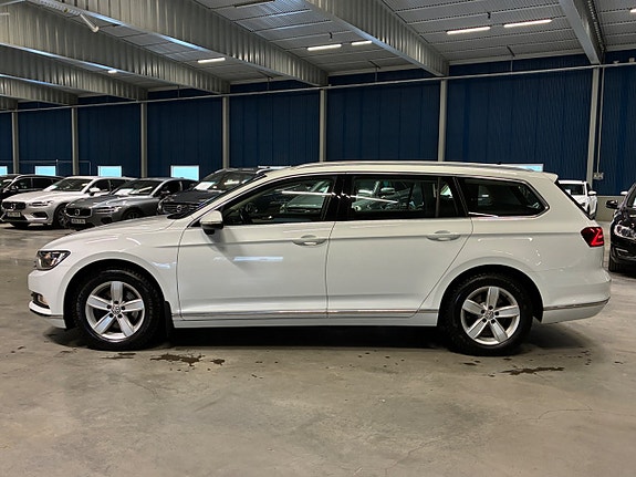 Volkswagen Passat 6 of 28