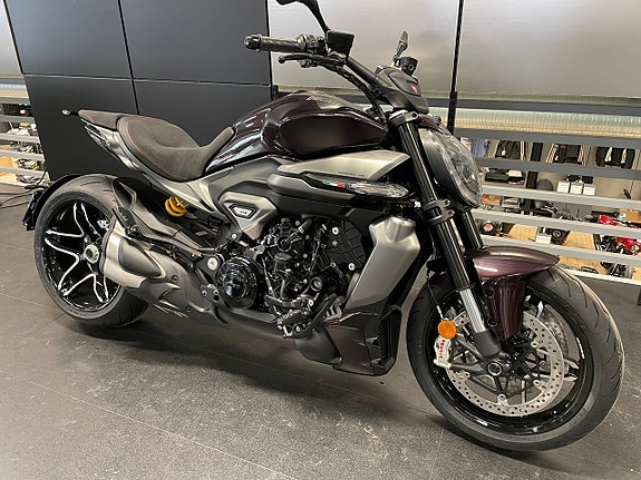 Ducati XDiavel V4 *Demo* Endast 57 mil 3 of 10