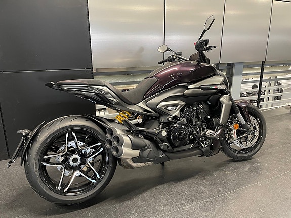 Ducati XDiavel V4 *Demo* Endast 57 mil 4 of 10