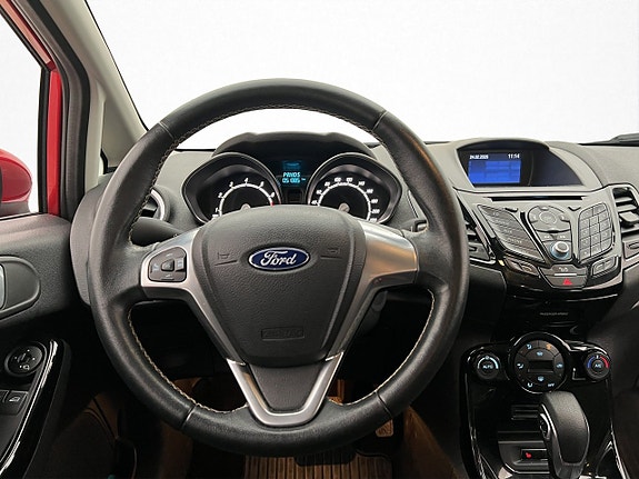 Ford Fiesta 13 of 30