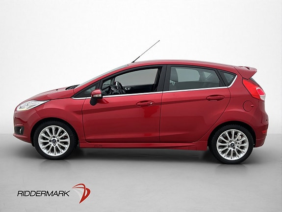 Ford Fiesta 4 of 5