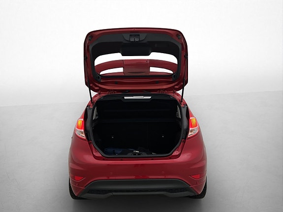 Ford Fiesta 27 of 30