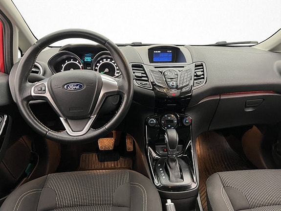Ford Fiesta 12 of 30