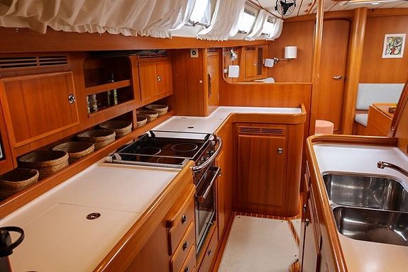 Hallberg-Rassy 54 5 of 5