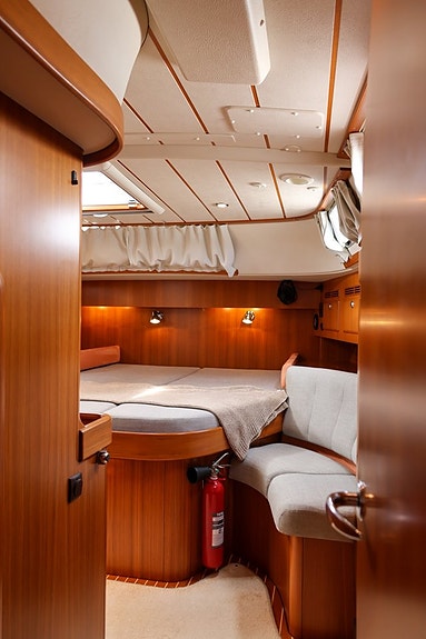 Hallberg-Rassy 54 3 of 5