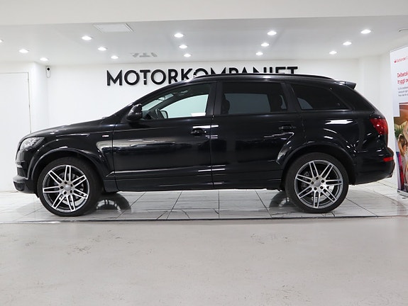 Audi Q7 3 of 5