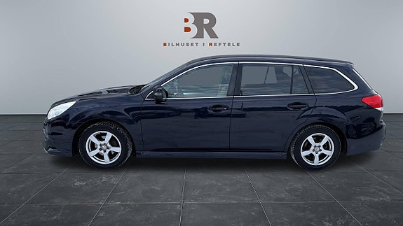 Subaru Legacy 4 of 14