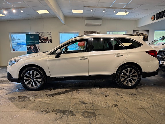 Subaru Outback 24 of 28