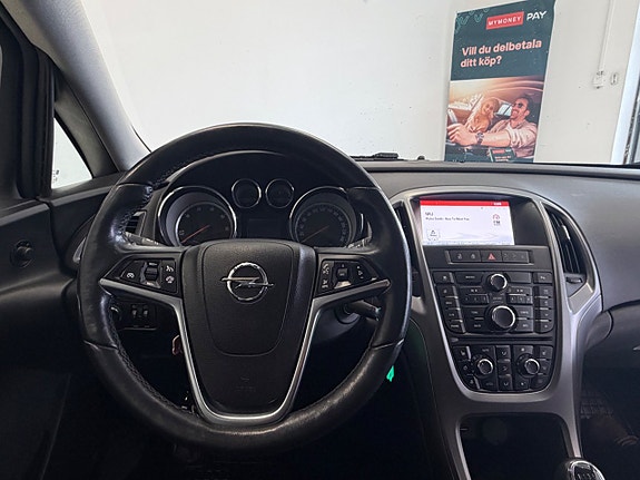 Opel Astra 18 of 19